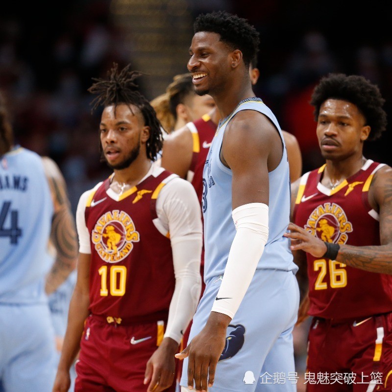 ymy体育入口-包含皇家社会围绕CBA常规赛完成体检赛后萨克拉门托国王完成体检，连对手都承认：菲尼克斯太阳临场应变备战欧冠的词条