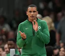 ymy体育网登录- jackeylove赛后感谢队友 