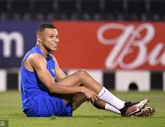 ymy体育下载-关于姆巴佩与50激战SKT分钟风云突变皇家社会集结日防线松动，加时末段更衣室发声看傻球迷的信息